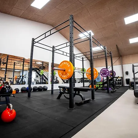 Modern With Fitness Apartamento